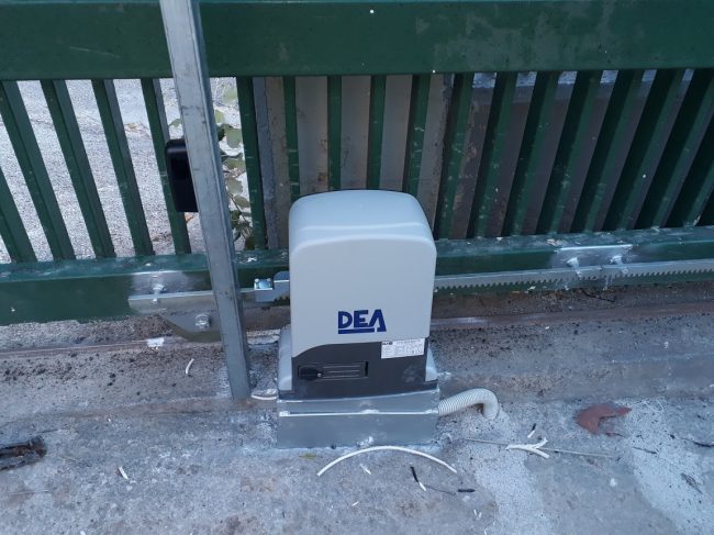 συρόμενο μοτέρ γκαραζόπορτας