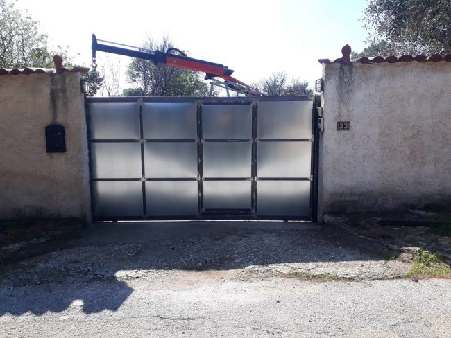 συρόμενη γκαραζόπορτα