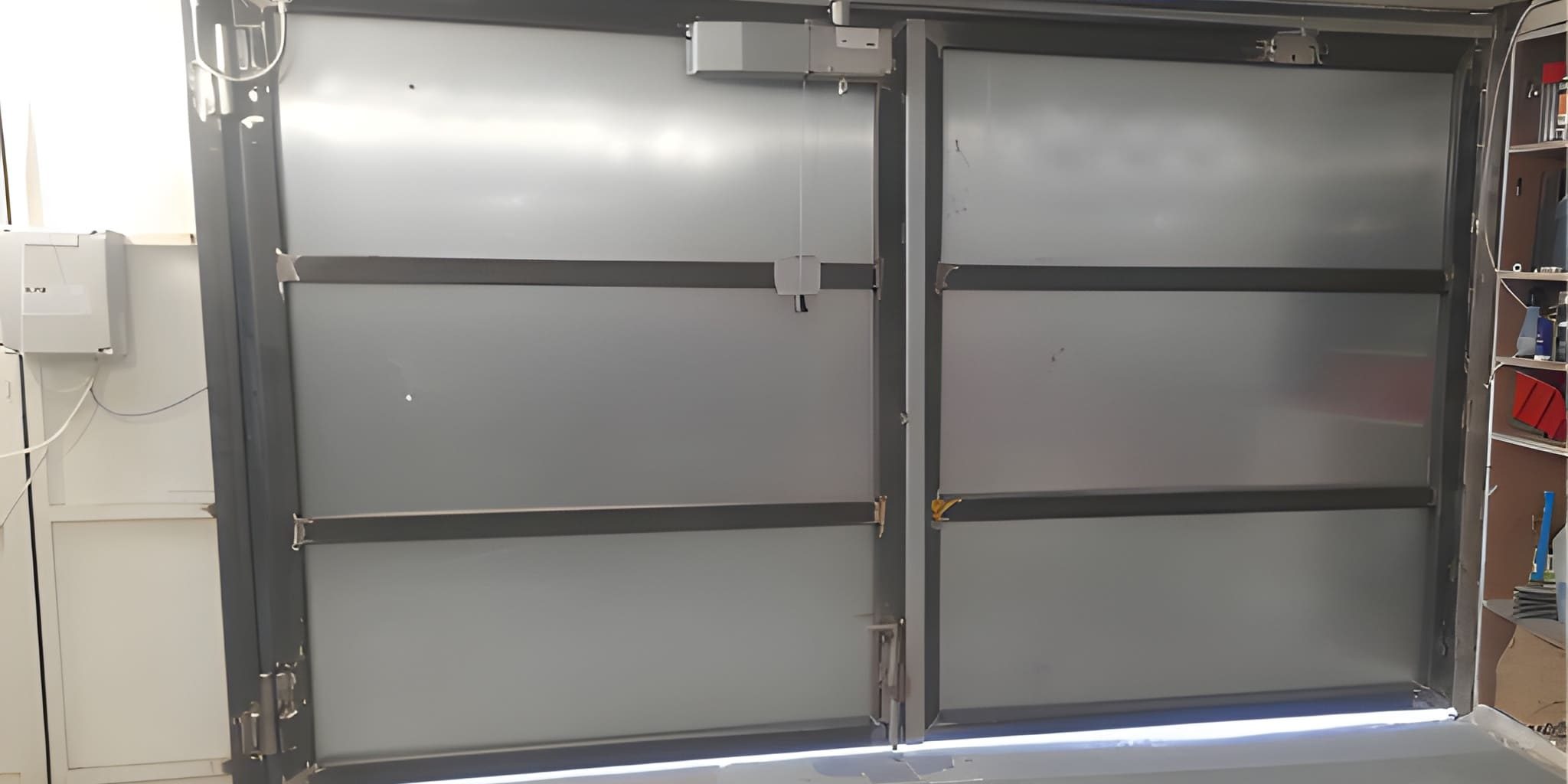 Ανοιγόμενη μονόφυλλη αναδιπλούμενη με Dea Livi550PL- Νίκαια 1